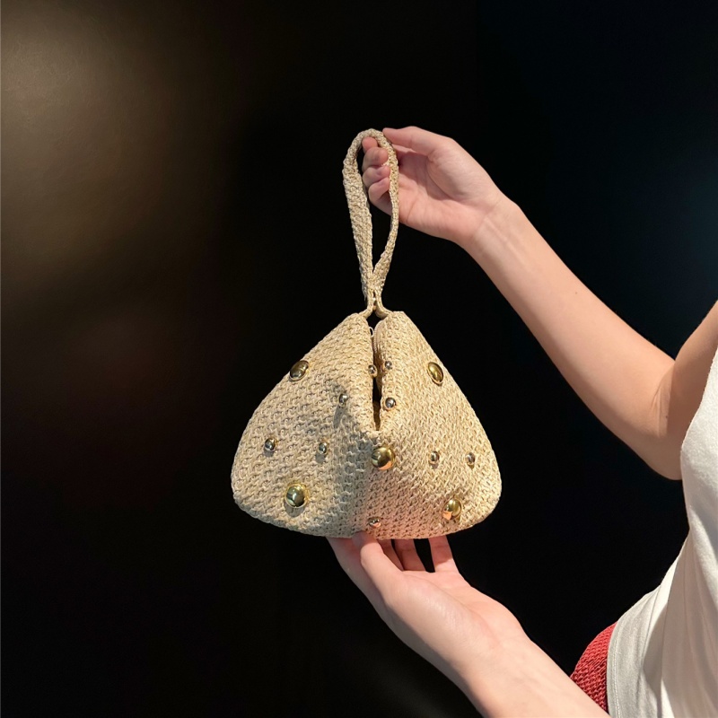 三角形の編み込みストロークラッチバッグ、マグネット開閉式、リ - Women'S Raffia Bags のレビューと価格