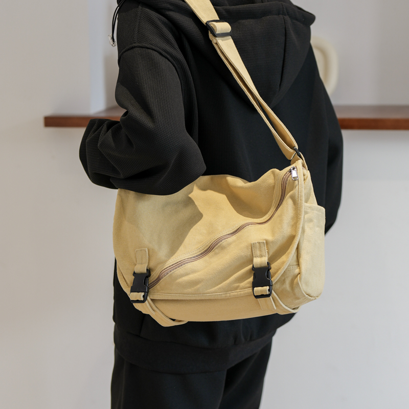 和風キャンバスメッセンジャーバッグティーンエイジャーカジュア - Flap Bag Envelope のレビューと価格